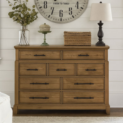9-Drawer Dresser - Caramel finish