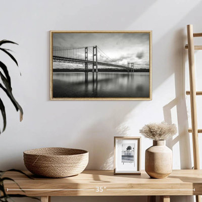 Pont Tacoma monochrome