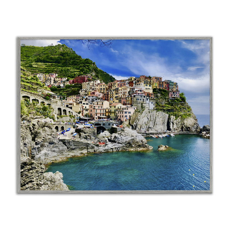Estampe numérique paysage urbain au bord de la mer, design par LSR Creative Studio, H 24 po x l 30 po