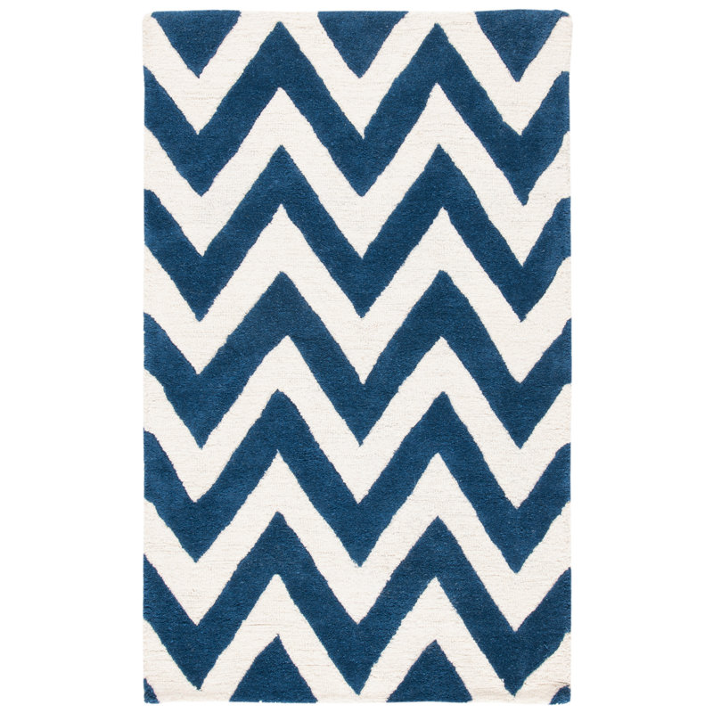 Ocanas Chevron Hand Woven Area Rug, Rectangle 91 x 152cm