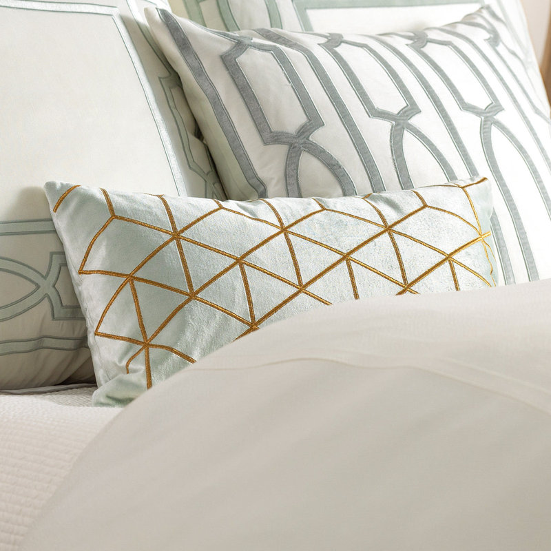 Cube Velvet Pillow Cover & Insert, 14" x 22", Rectangle
