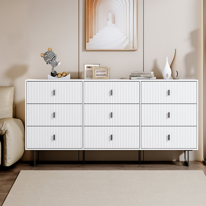 Commode blanche 9 tiroirs pour la chambre à coucher, commode triple moderne à 9 tiroirs avec tiroirs profonds, Blanc
