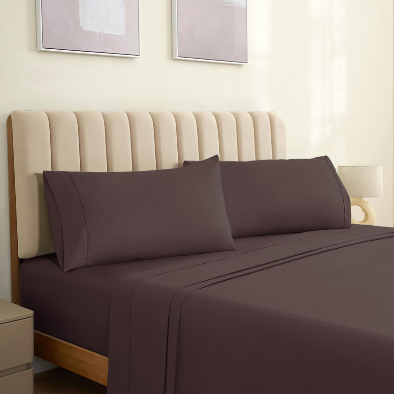 LuxClub 2 PC Brown King Performance Microfiber Solid Pillowcase Set, King Pillowcase, Brown