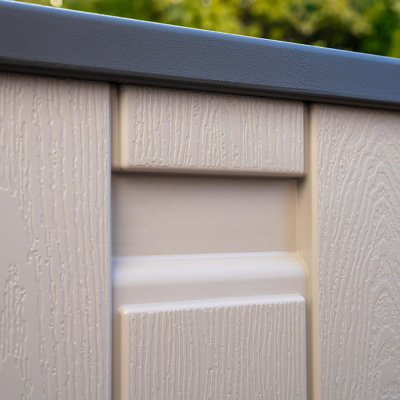 Lifetime 150 Gallon Outdoor Storage Deck Box