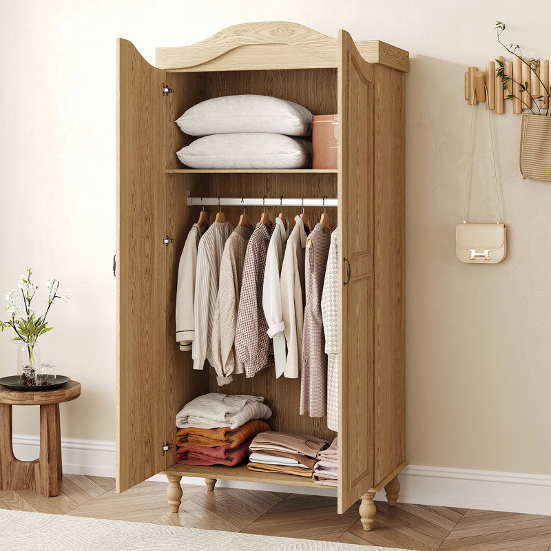 Armoire 71 po H, armoire à 2 portes avec tringle et tablette pour rangement dans la chambre à coucher, bois naturel
