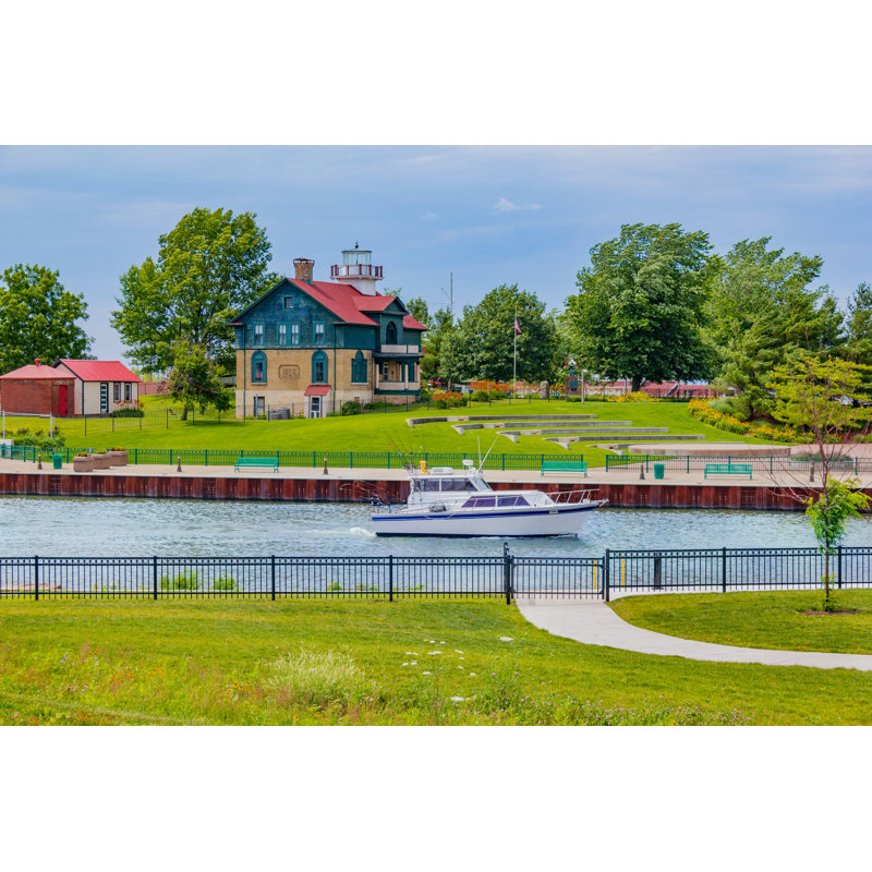Old Michigan City Waterfront par Ron et Patty Thomas, H 8 po x l 12 po