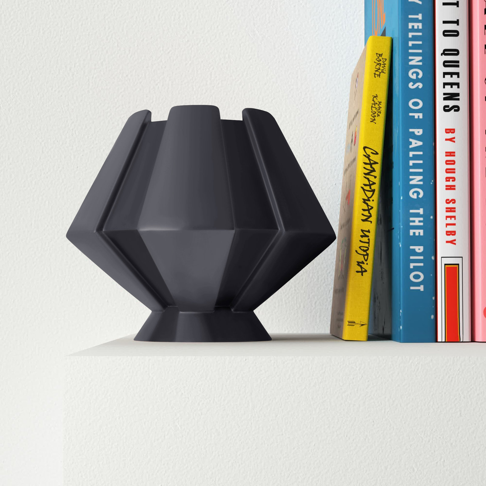 Percy Ceramic Novelty Lamp, Gloss Gray, Incandescent