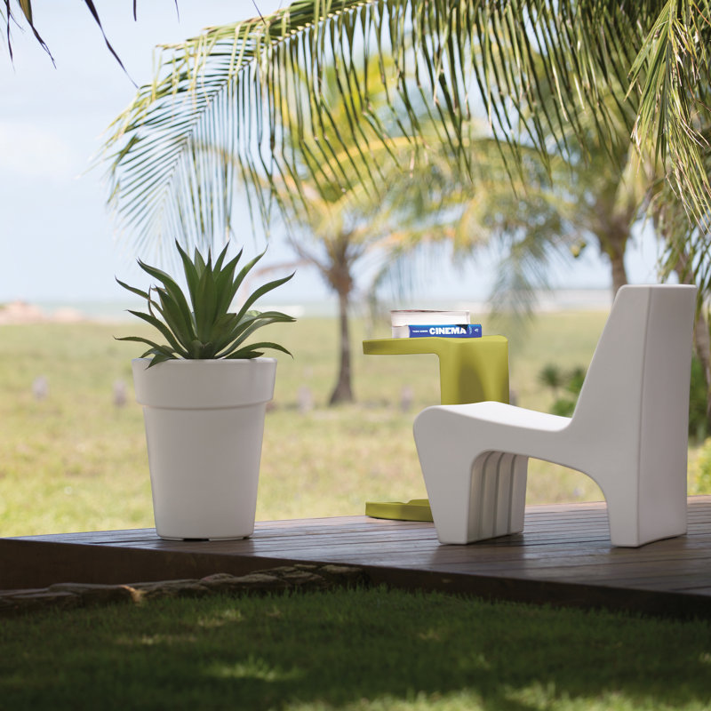 Tramontina Berta Polyethylene Lounge Chair, Grey