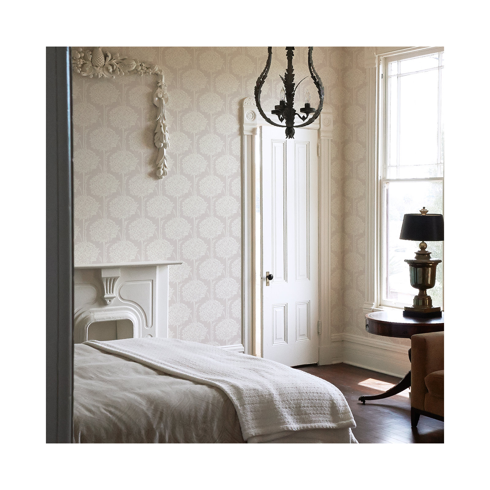 Erelina Floral Wallpaper, Lavender