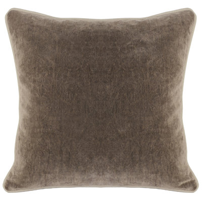 Goodall 22" x 22" Pillow Cover and Insert
