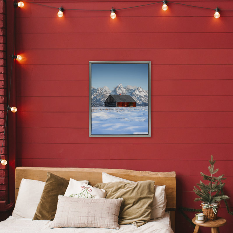 Cadre flottant In The Shadow Of The Tetons, design par Jared Kreiss, H 31 po x l 25 po, Cadre flottant gris lustré