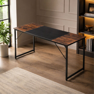 Bureau d'ordinateur, bureau de jeu de 63 pouces pour le bureau personnel, bureau d'écriture simple et moderne avec cadre en métal