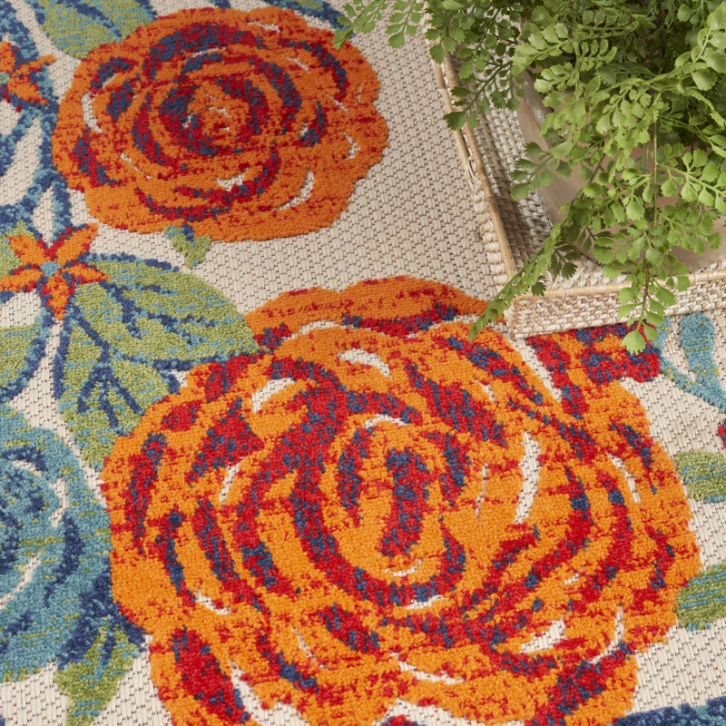 Nichelle Floral Indoor/Outdoor Area Rug, Rectangle 7'10" x 10'6"