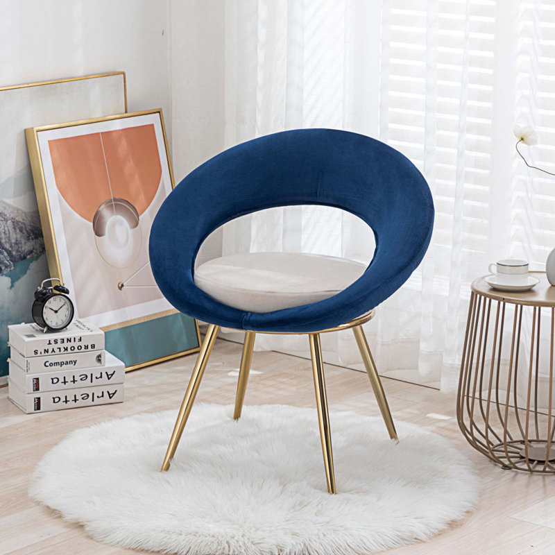 Chaise d'appoint en velours 26,3 po Henia, Velours bleu