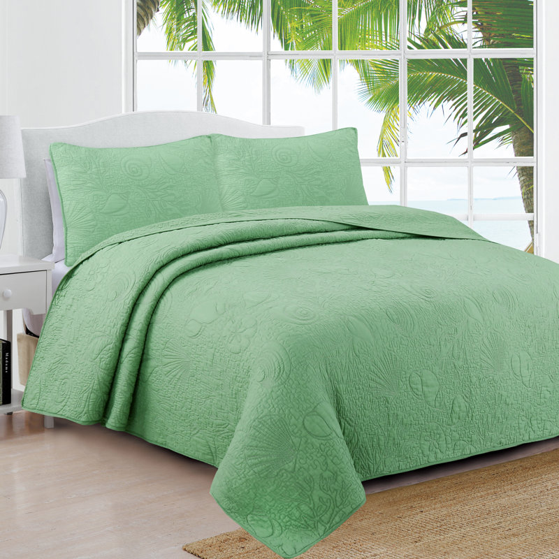 Estate Seaside Quilt Set, King Quilt + 2 King Shams, Basil