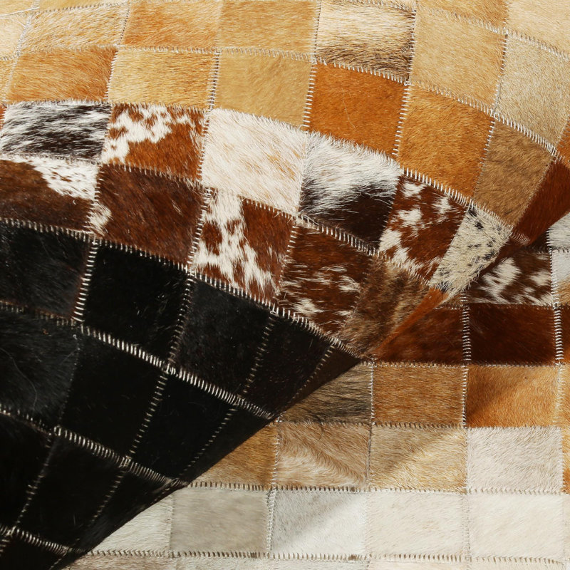 Tapis en cuir de vache beige et brun, Rectangle 9'6" x 13'6"