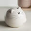 Orbe de chaton en grès de 5 pouces Sagebrook Home - blanc
