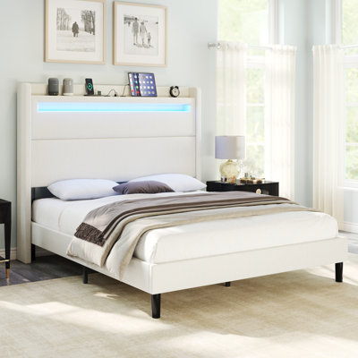 Grand lit plateforme tapissier 50 "avec lumières DEL Cendi, blanc