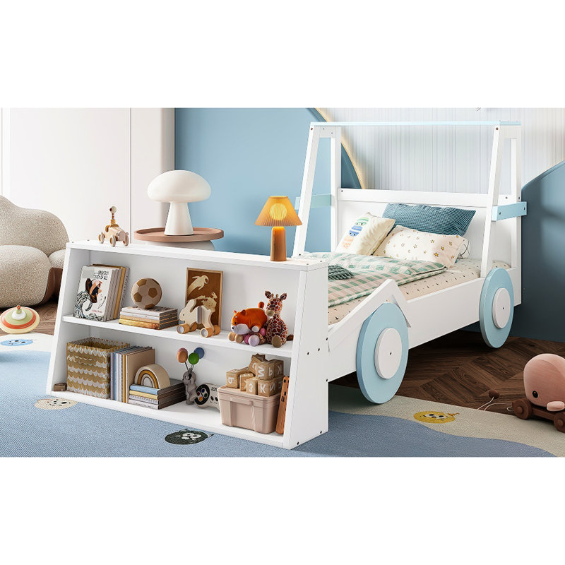 Lit simple bleu et blanc en forme de voiture, rangement pour les essentiels et plateforme basse, lit de construction, organisation de chambre à coucher avec tablettes, construction à niveau