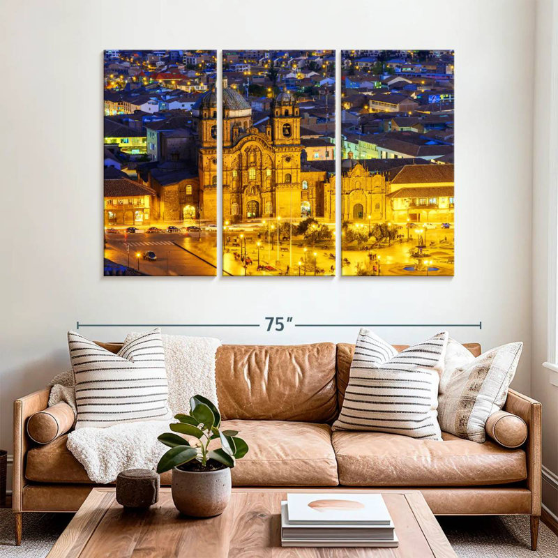 Adella Plaza De Armas la nuit, H 42 po x l 65 po