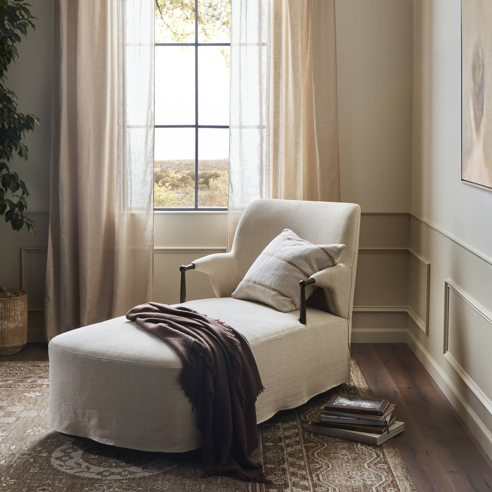 Brently Upholstered Chaise Lounge