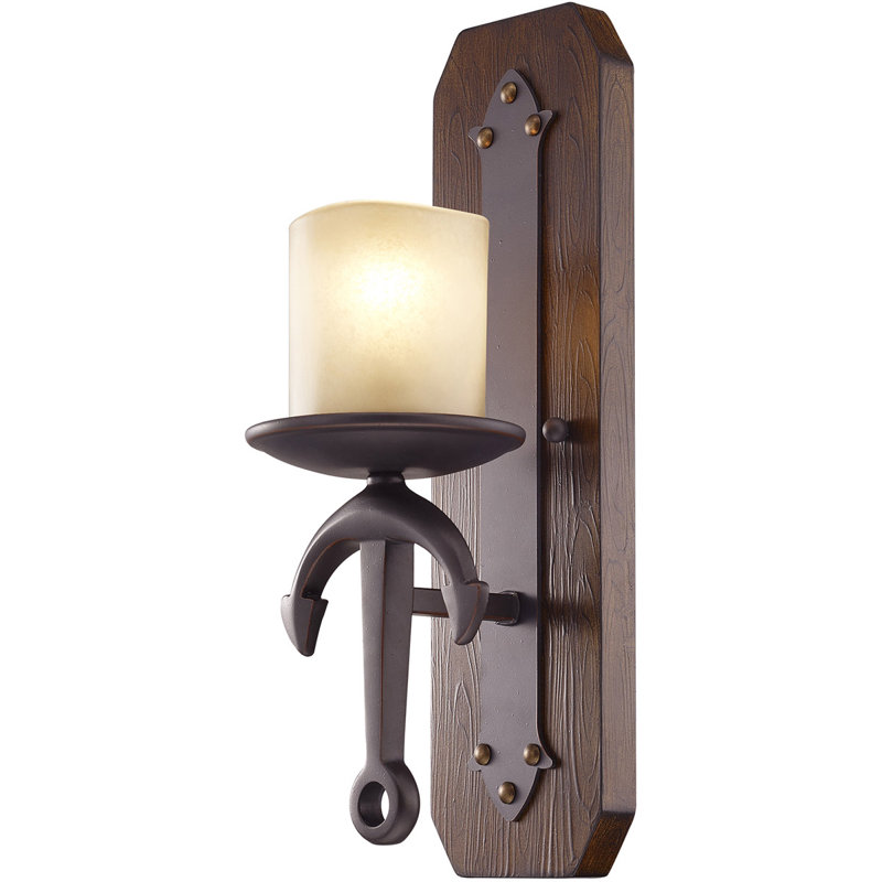 Liam Armed Sconce