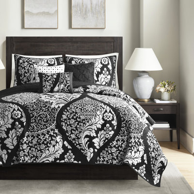 King/ King Size 6 Piece Quilt , Intricate , Cotton Blend, Reversible, Embroidered Decorative Pillows, Easy Care With Throw King, Black Cotton/ , Pillows