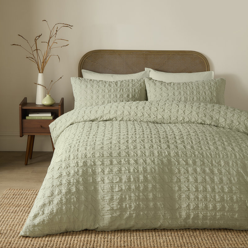 Embossed Grid Polyester Geometric Duvet Cover Set, Single Bed (140 x200 cm)