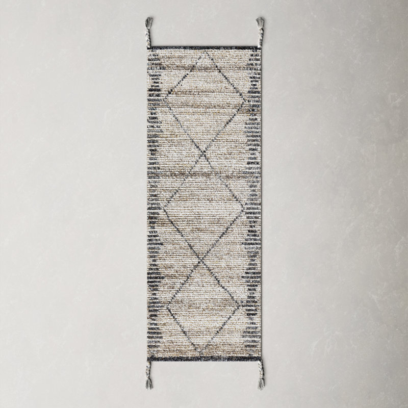 Mathias Moroccan Indoor / Outdoor Rug, Runner 2'6" x 8'