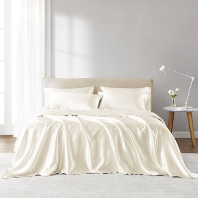 Twin 100% Satin 4 Pcs Sheet - Wrinkle , Smooth Texture, Gentle On Skin And Hair, Pilling, Helps With Frizz, Luxury Fitted For 16" Mattresses, Soft