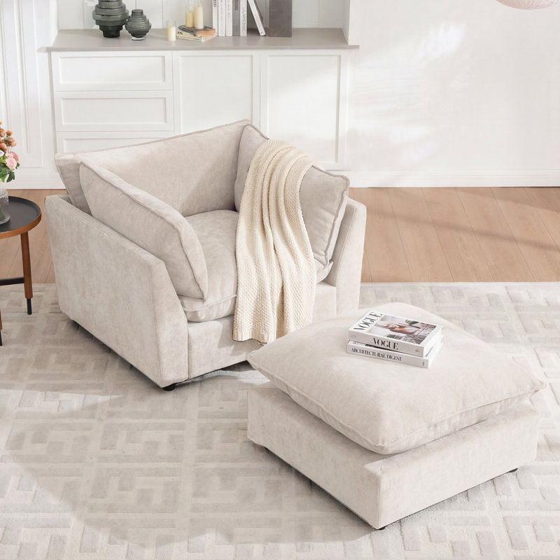 Fauteuil d'appoint avec repose-pieds 44,49 po Heffernan, Chenille beige