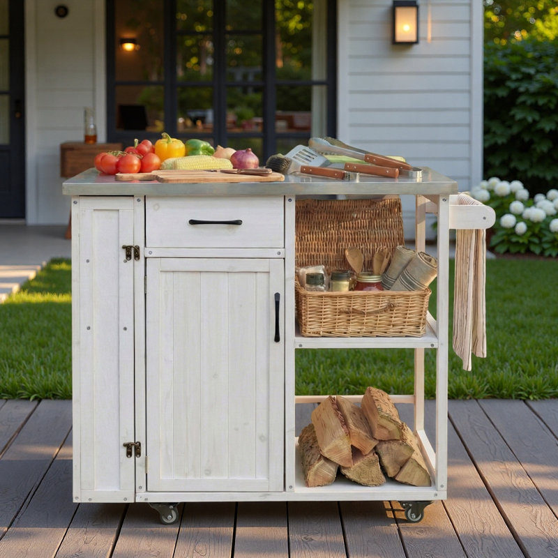 Îlot de cuisine extérieur avec plateau en acier inoxydable, serviette, étagères à épices, armoire, espace de rangement ouvert et tiroir