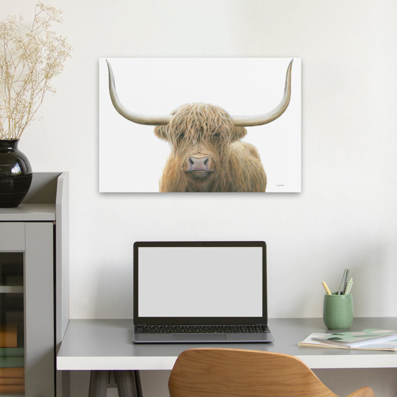 Vache Highland contemporaine et traditionnelle sur fond blanc, H 24 po x l 16 po
