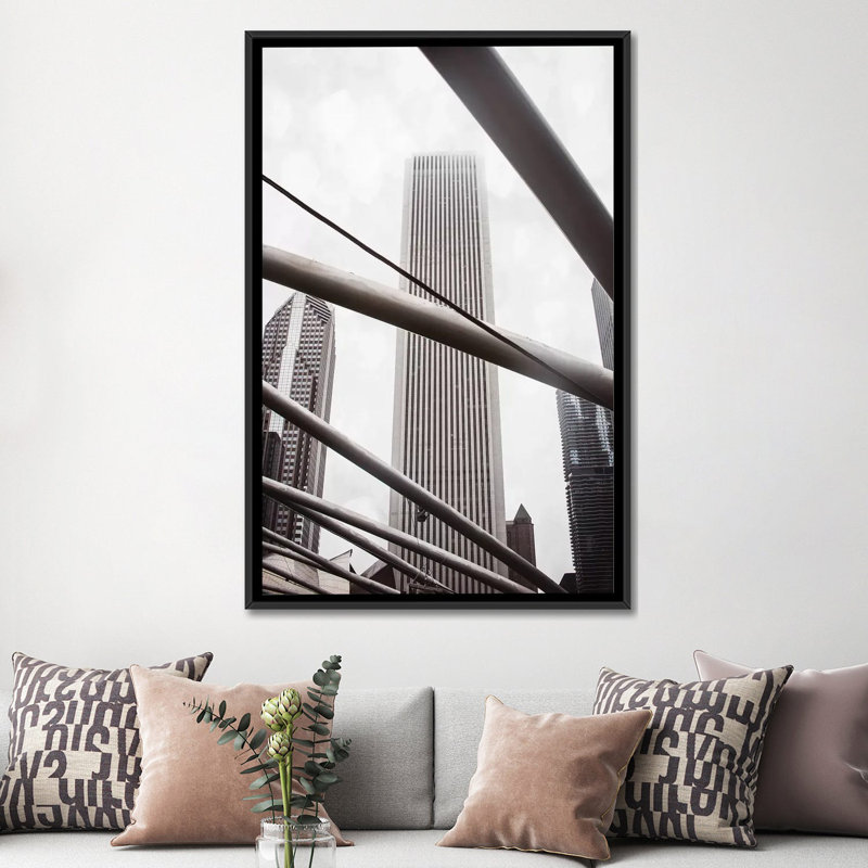 «Chicago Monotone III», impression sur toile, H 26 po x l 18 po x P 1,5 po, Toile avec cadre noir