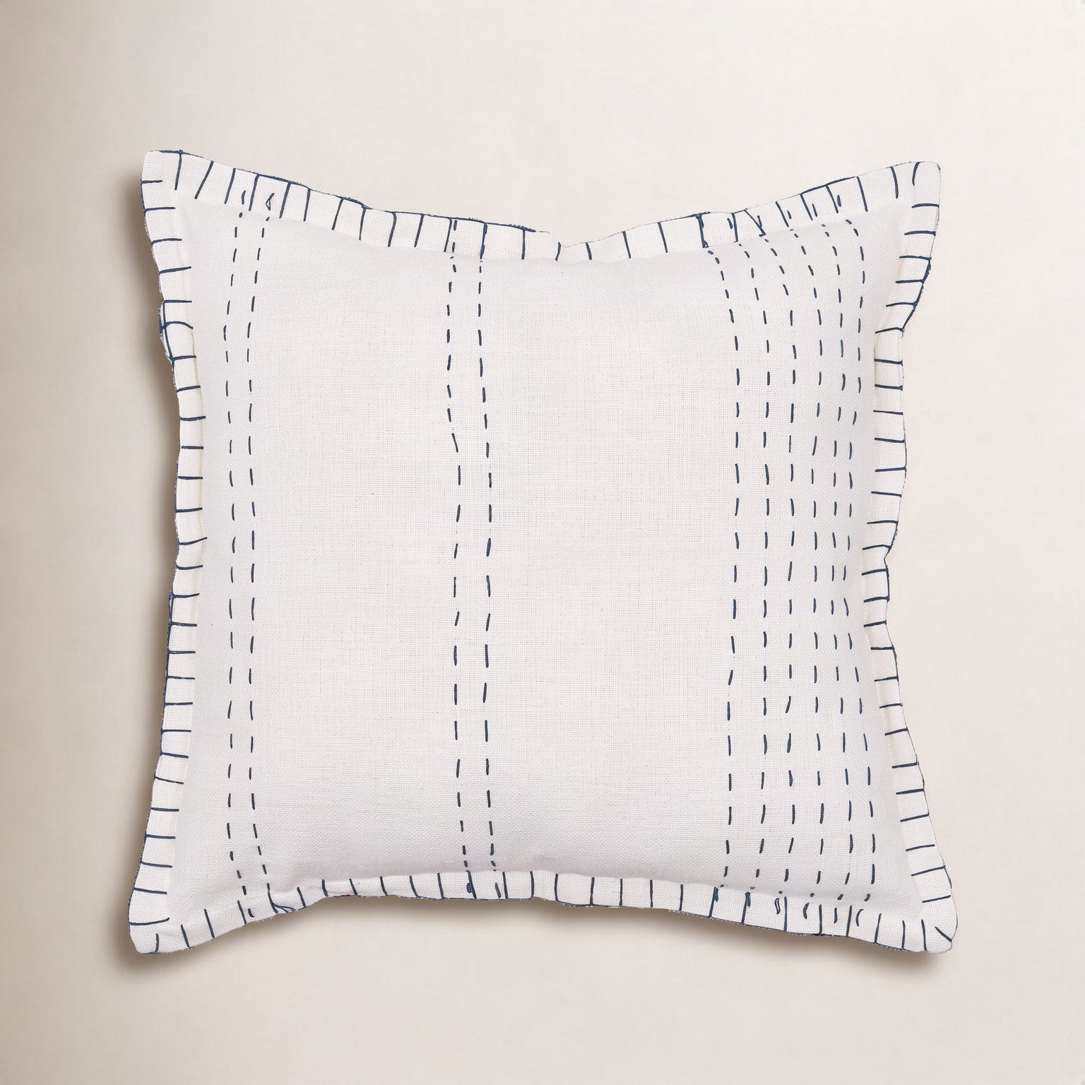 Roseville 20" x 20" Cotton Throw Pillow, Cream/Navy