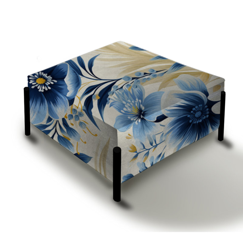Grand repose-pieds carré bleu avec fleurs bleues et blanches Retreat III