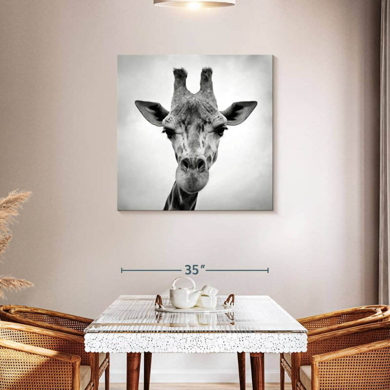 Crowle Giraffe BW
