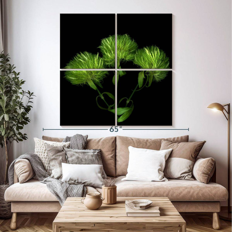 Harnek Green Pompons