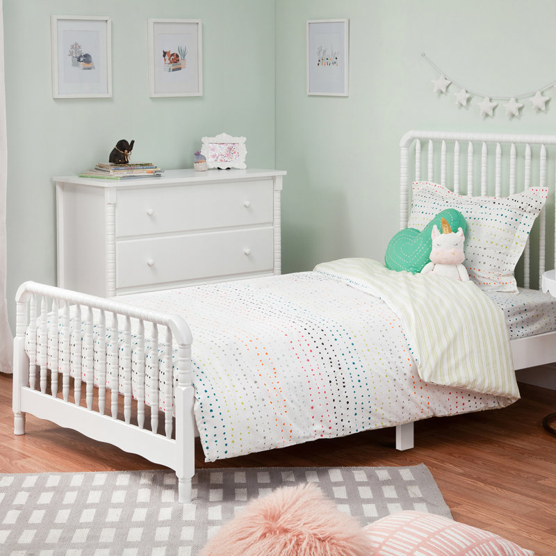 daVinci Jenny Lind Twin Solid Wood Platform Bed, White