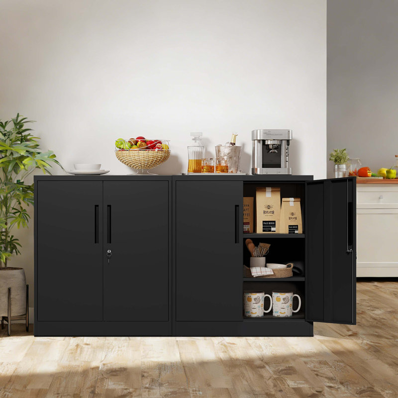 Armoire de rangement en métal robuste avec serrure, tablettes réglables et sécurité à 3 points pour le garage, le bureau ou la maison.