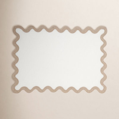 100% Linen Scalloped Placemat