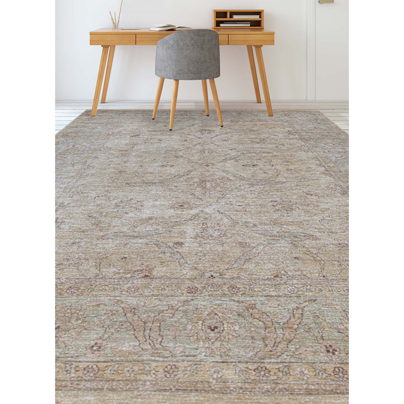 Sultanabad Wool Oriental Area Rug