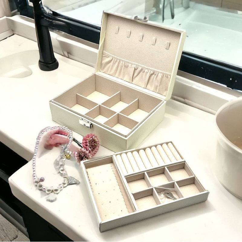 Jewelry Box +, White