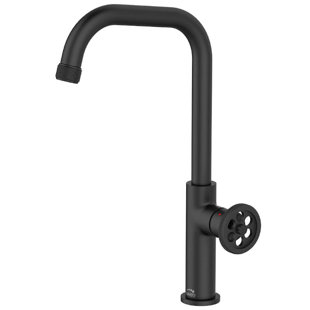 Laveo Kitchen Faucet