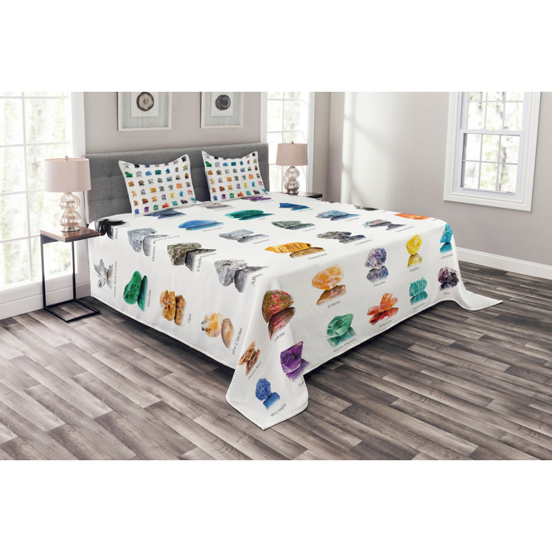 Multicolour Microfibre Bedspread, 220 x 264 cm