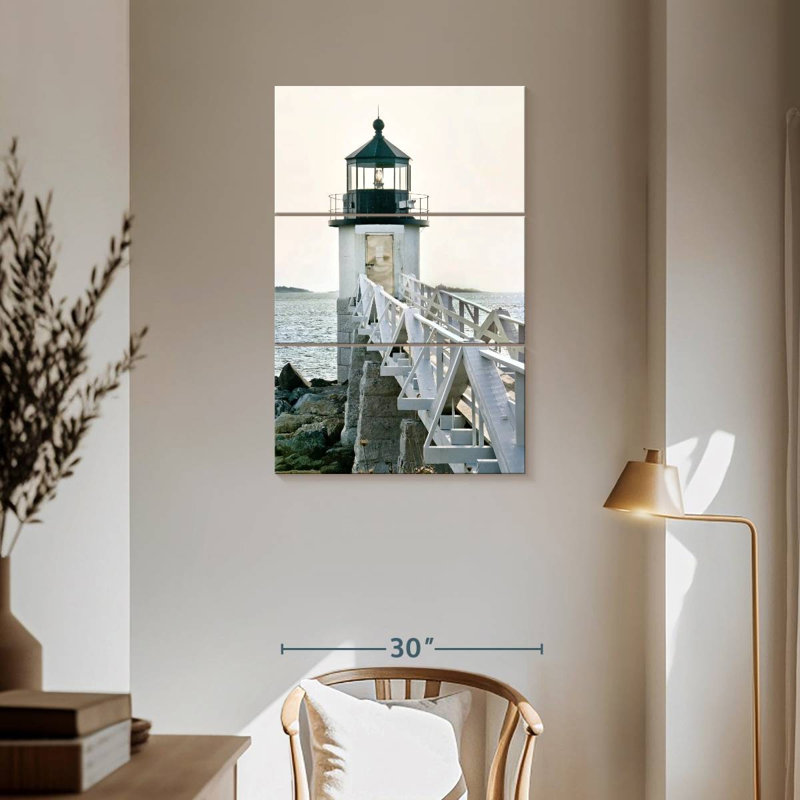 Vue du phare d'Aletra I, H 57 po x l 36 po