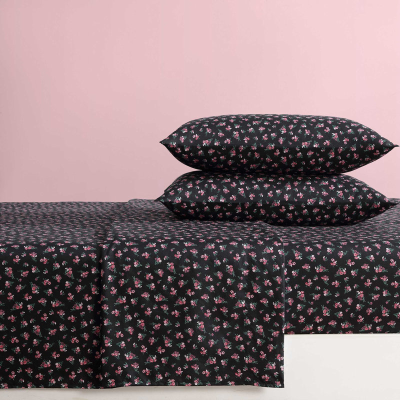 Betsey Johnson Printed Novelty Sheet Sets, Bouquet Ditsy Black, Twin Sheet Set with 1 Standard Pillowcase