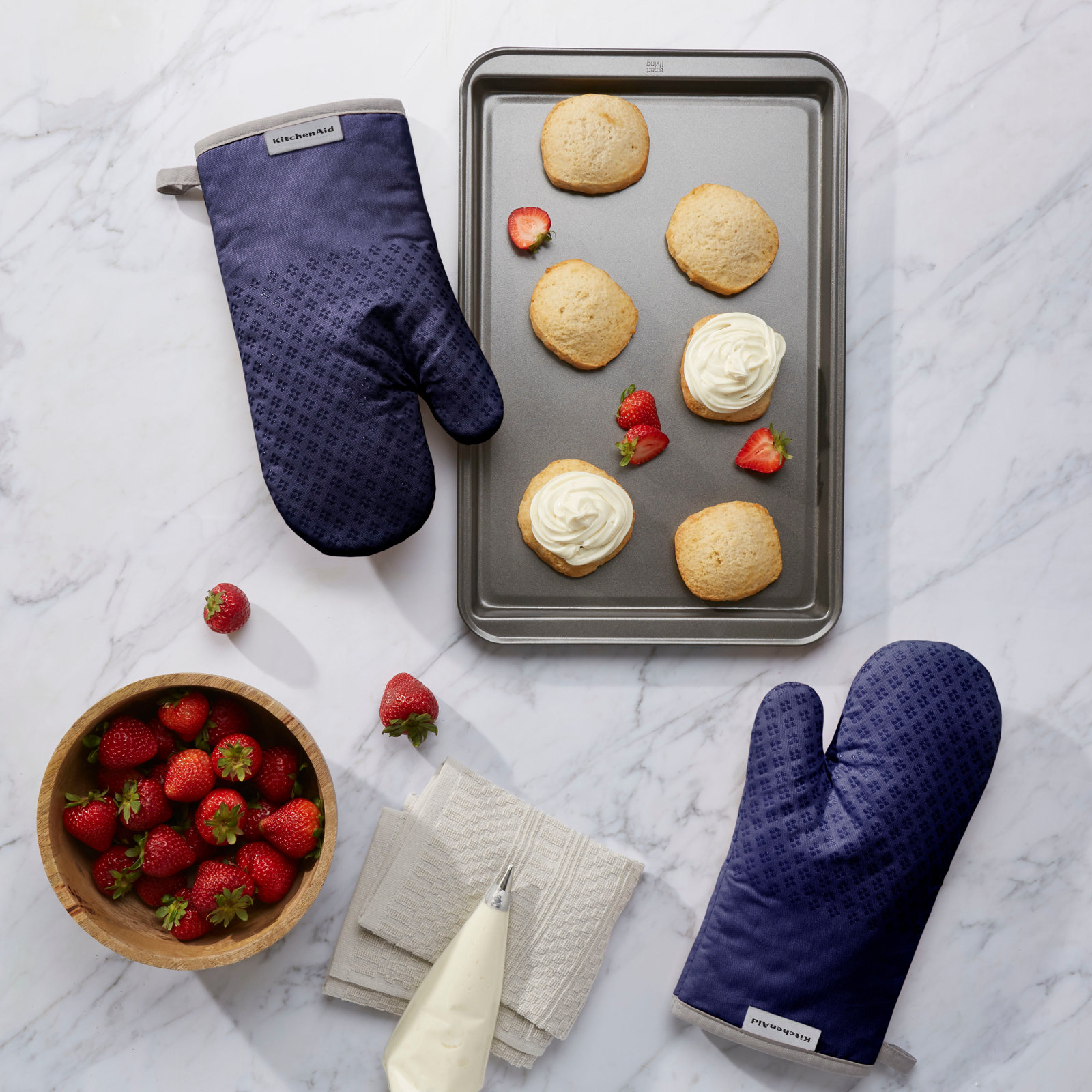 KitchenAid Asteroid Oven Mitt, Cobalt