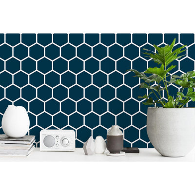 Latrissa Matte Mural