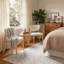 Chaise de salle à manger beige rembourrée de style milieu du siècle, avec revêtement en lin et structure en chêne-1844959047